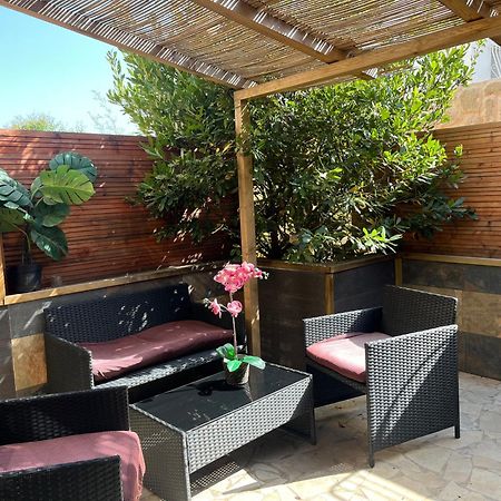 Reves De Vie Studio Avec Terrasse Le Figuerolles Cassis Exterior foto